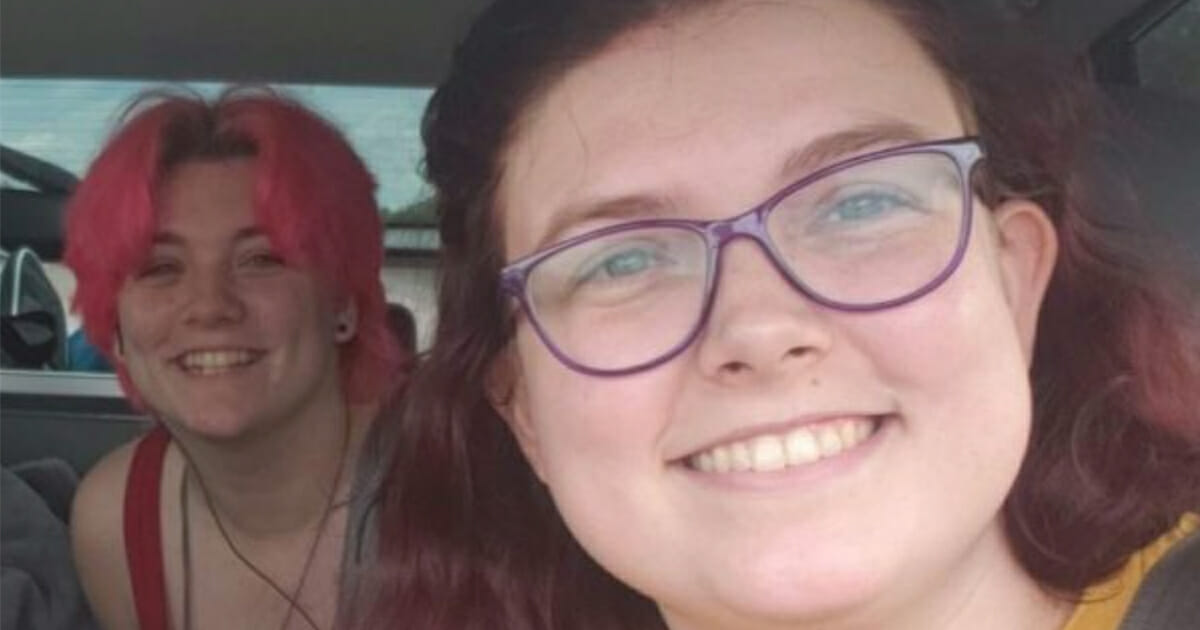 döttrar, backspegel